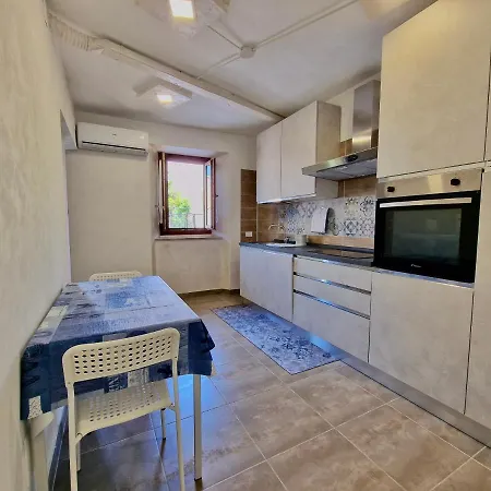 Jolie Petite Maison Apartment *