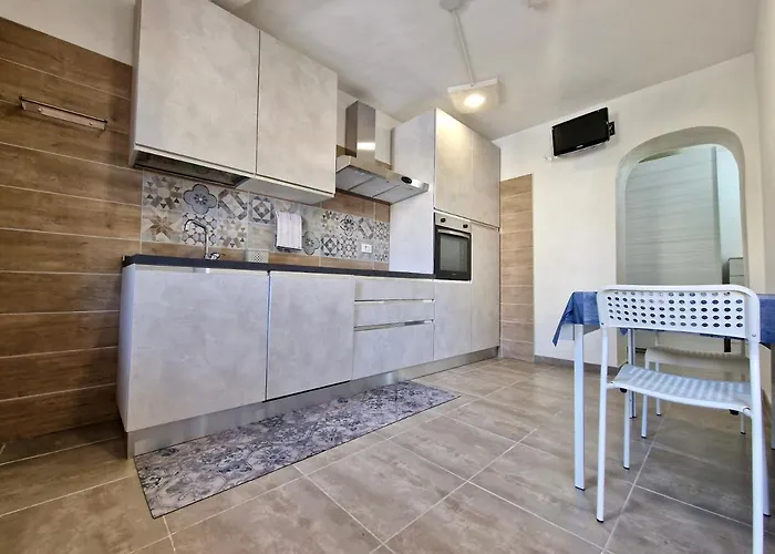 Jolie Petite Maison Апартаменты *